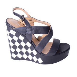 NETWORK BLACK & WHITE PLATFORM SANDALS | WOMENS SIZE 38